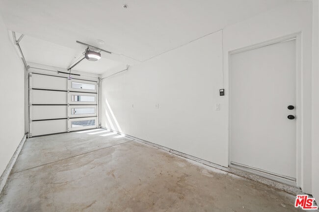 Building Photo - 4202 Willimet Ave