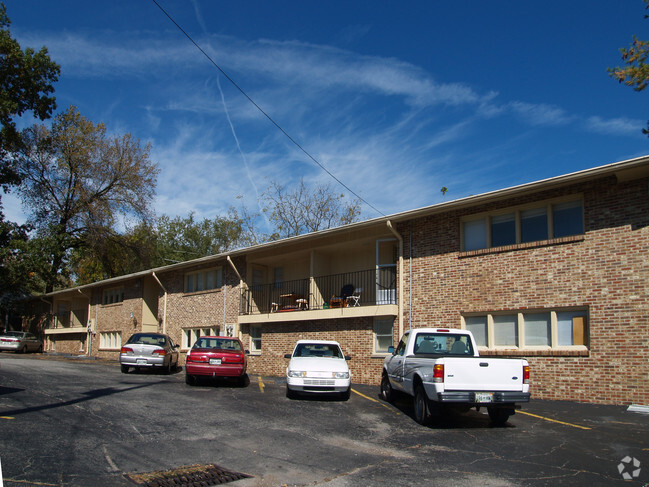 Building Photo - Hermitage House Apartments