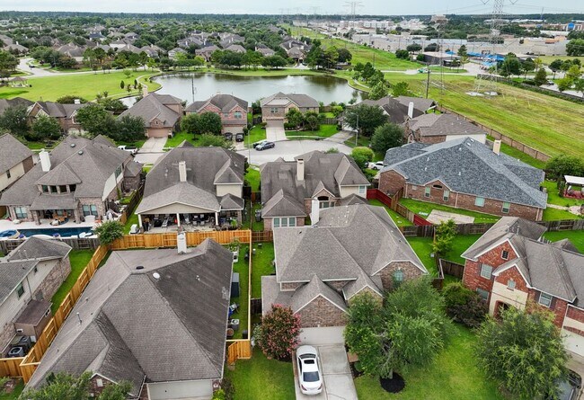 Building Photo - 14831 Vesper Lake Ct