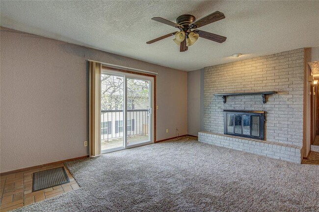 Building Photo - 3200 W Britton Rd