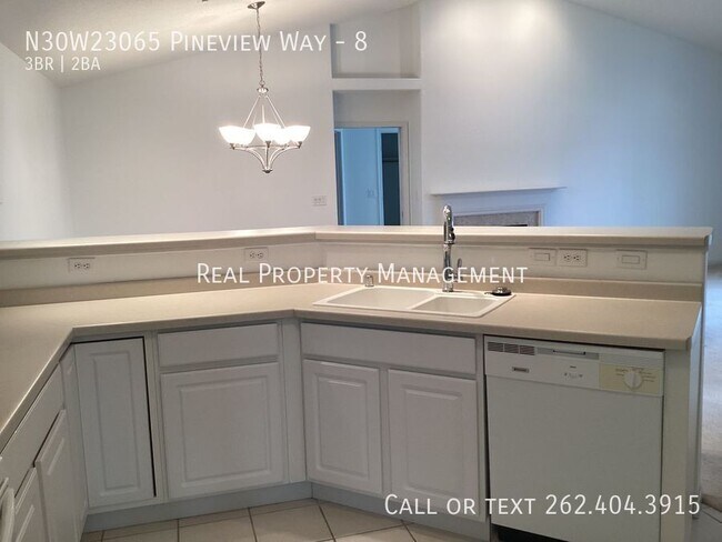 Building Photo - N30W23065 Pineview Way
