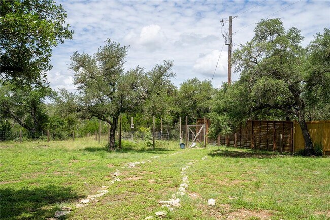Building Photo - 614 Canyon Rim Dr