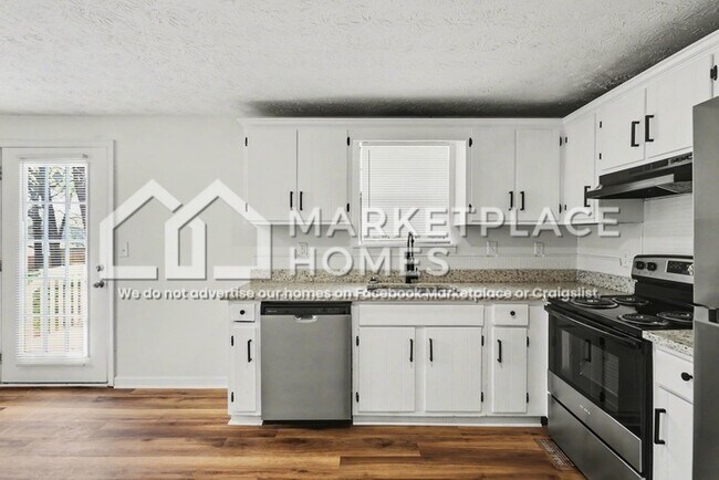 Building Photo - 5841 Pair Ct