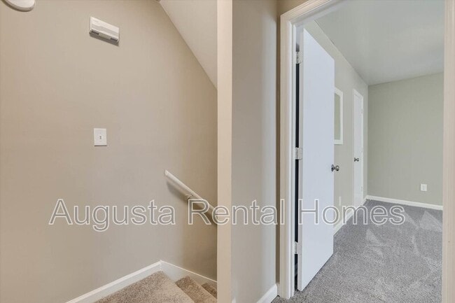 Building Photo - 308 W Buena Vista Ave