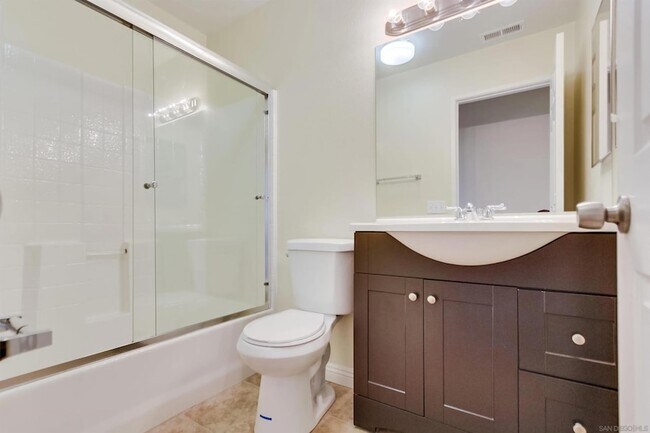 Building Photo - 1201 Trapani Cove