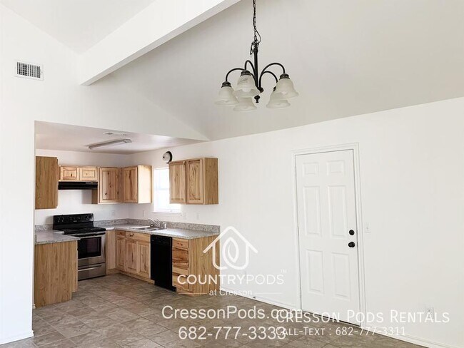 Building Photo - 9004 Hines Cir