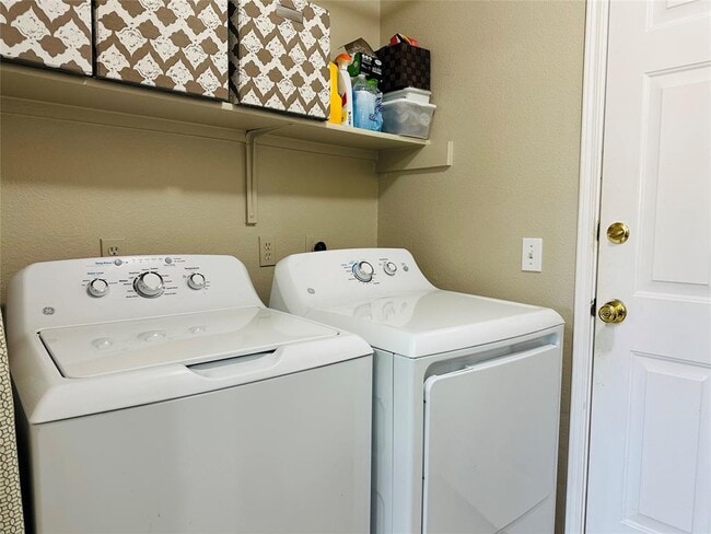 Building Photo - 1311 Mason Creek Blvd