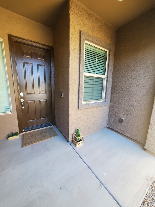 Building Photo - 12553 Denton Wy