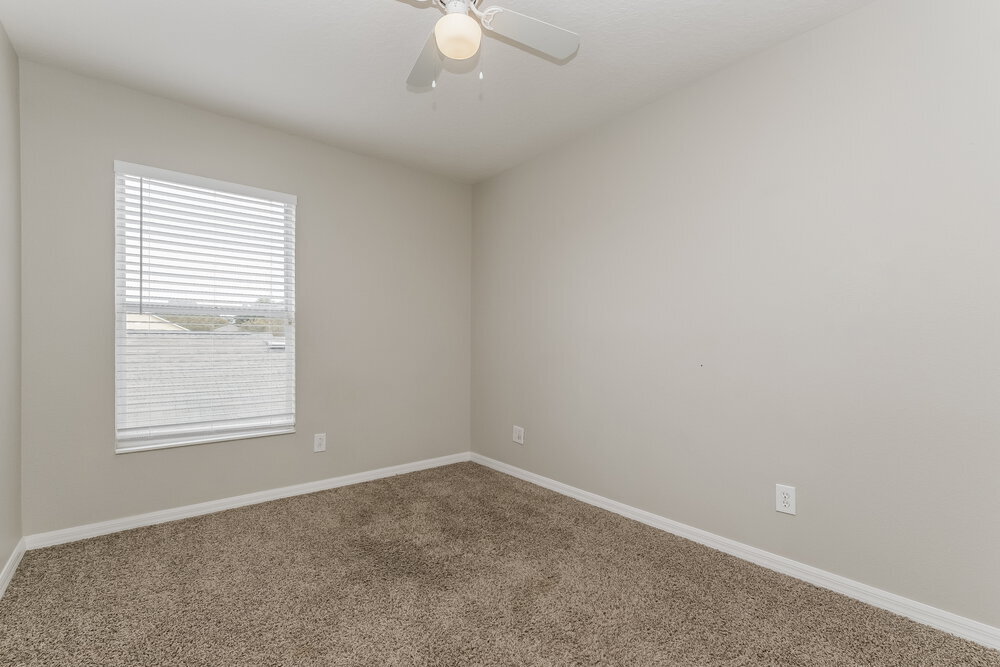 Building Photo - 8564 Deer Chase Dr