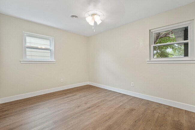 Building Photo - 5223 41st St