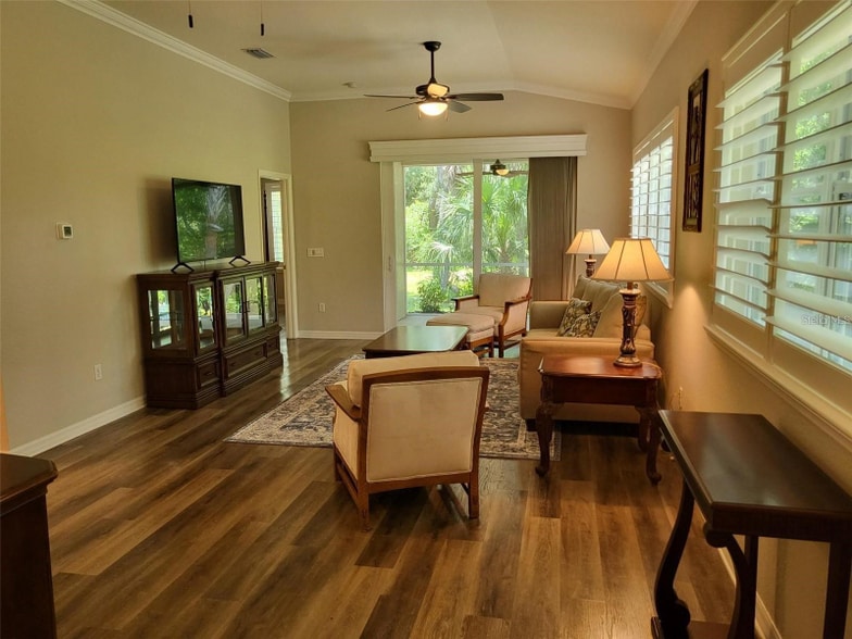 Building Photo - 201 Auburn Woods Cir