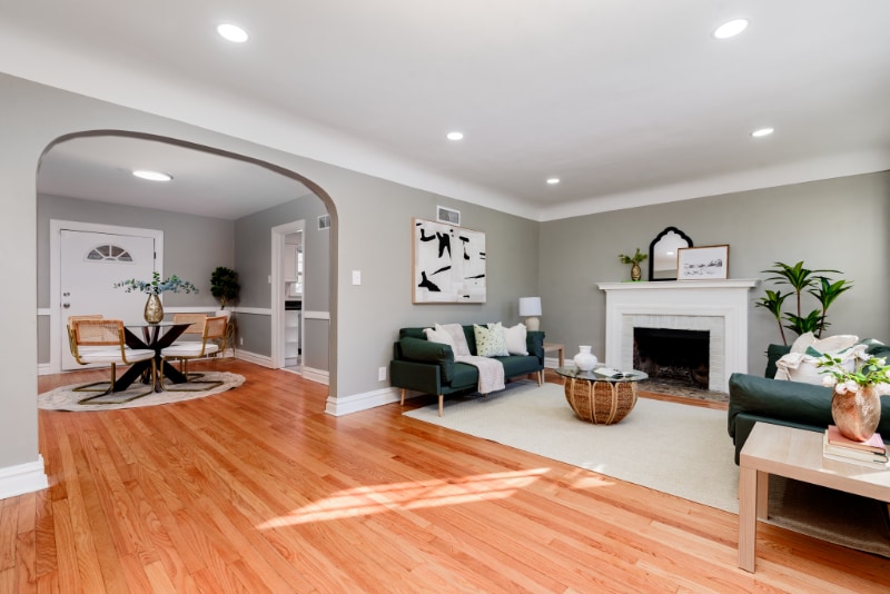 Building Photo - 554 S Clay Ave