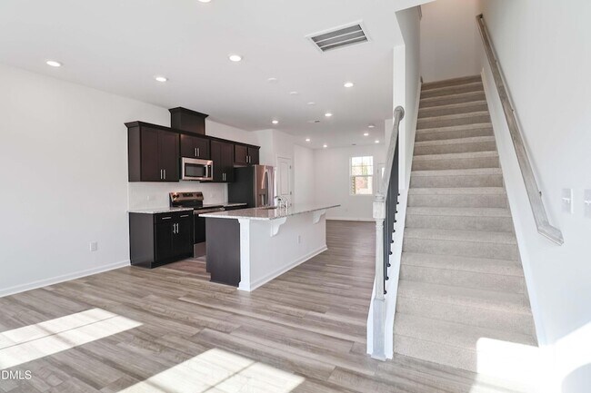 Building Photo - 3615 Elm Grv Ln