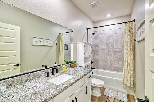 Building Photo - 11508 W Cumberland Dr