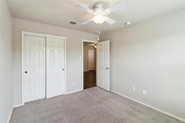 Building Photo - 1600 Sugarberry Ln