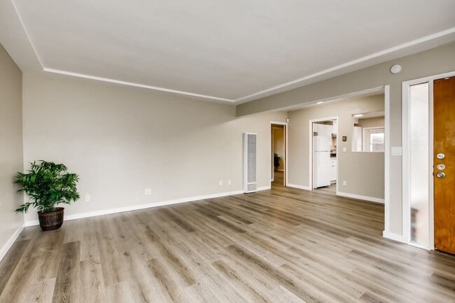 Building Photo - Renovated La Mesa home for rent with a lar...