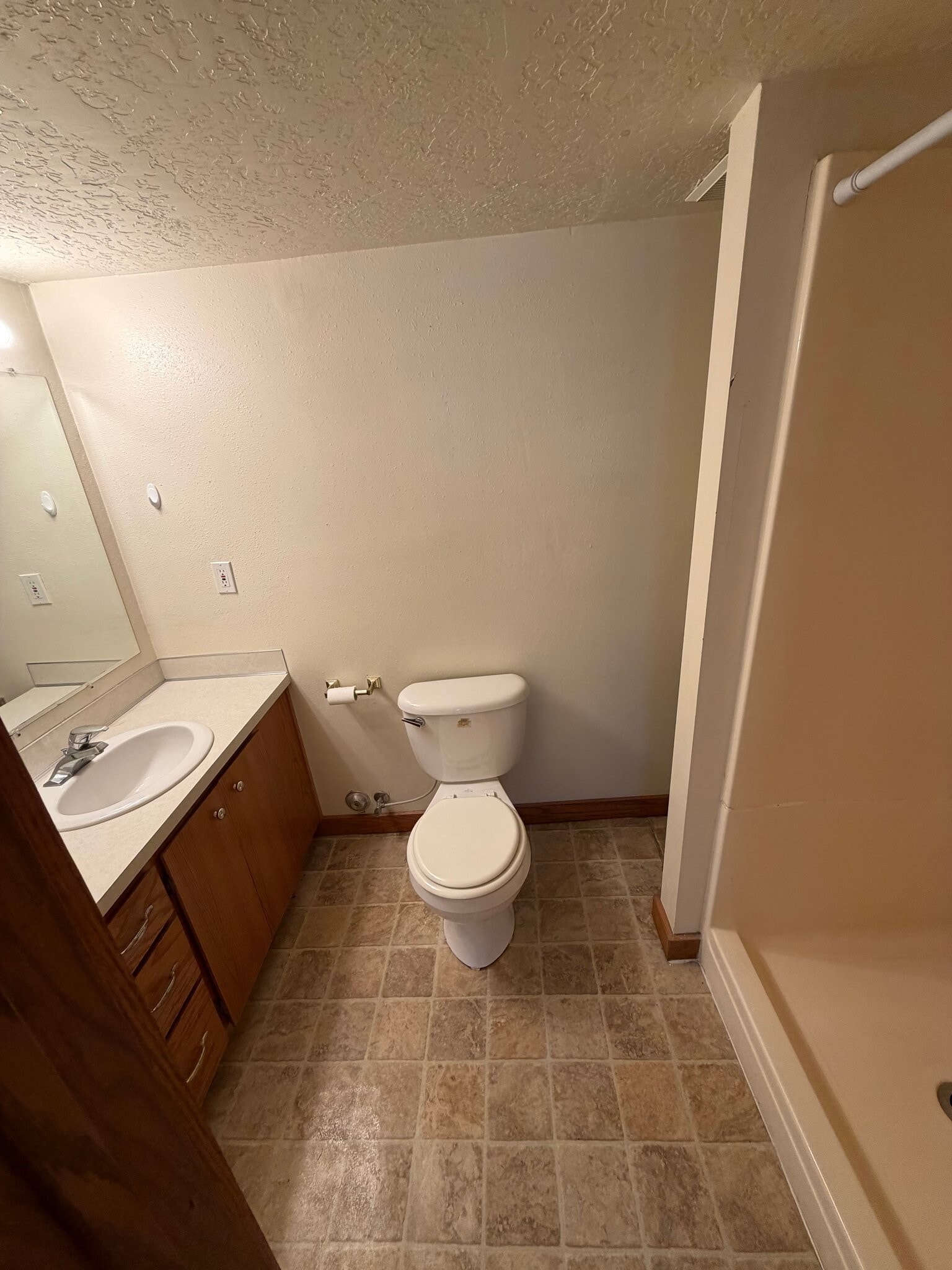 Building Photo - 426 N 500 E