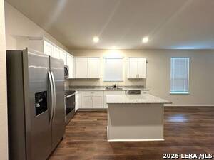 Building Photo - 10223 Crossbuck