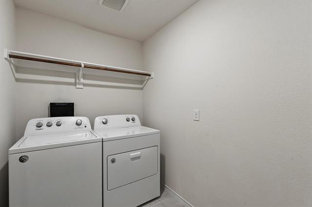 Building Photo - 714 Windmill St