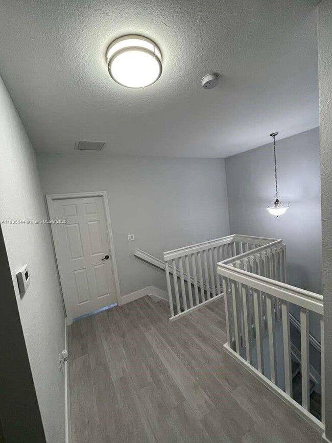 Building Photo - 4259 SW 164th Ct