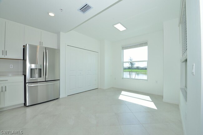 Building Photo - 5434 Double Eagle Cir