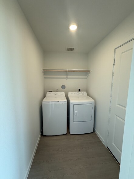 Building Photo - 14829 Ascot Bend Cir