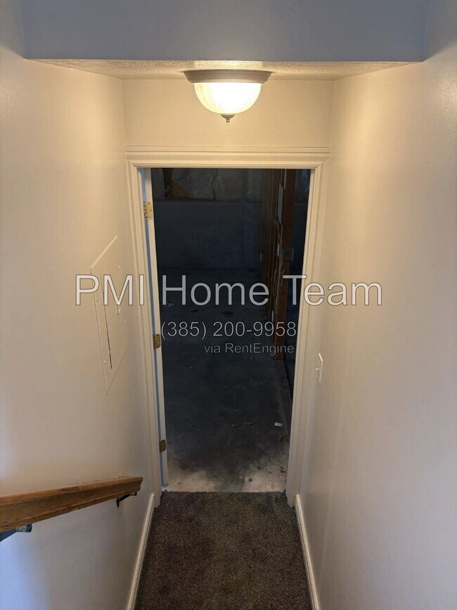 Building Photo - 2986 W 2300 S