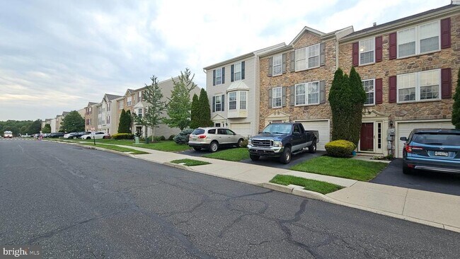 Building Photo - 410 Terrace Dr