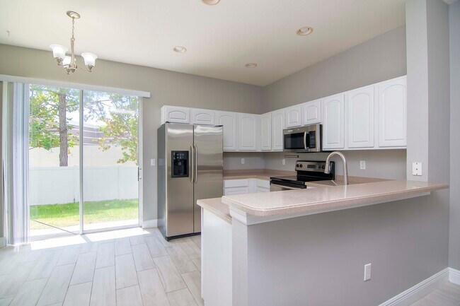 Kitchen - 11658 Declaration Dr