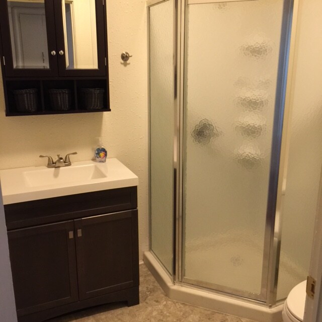 Building Photo - *RESERVE FOR SUMMER 2026* 5 Bedroom 3 Bath Chico Charmer