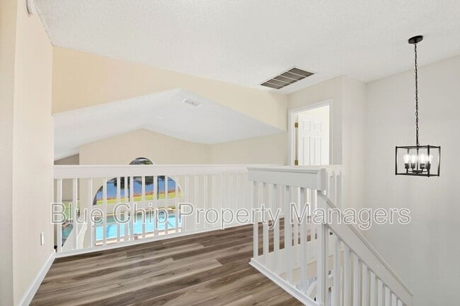 Building Photo - 12630 Lakebrook Dr