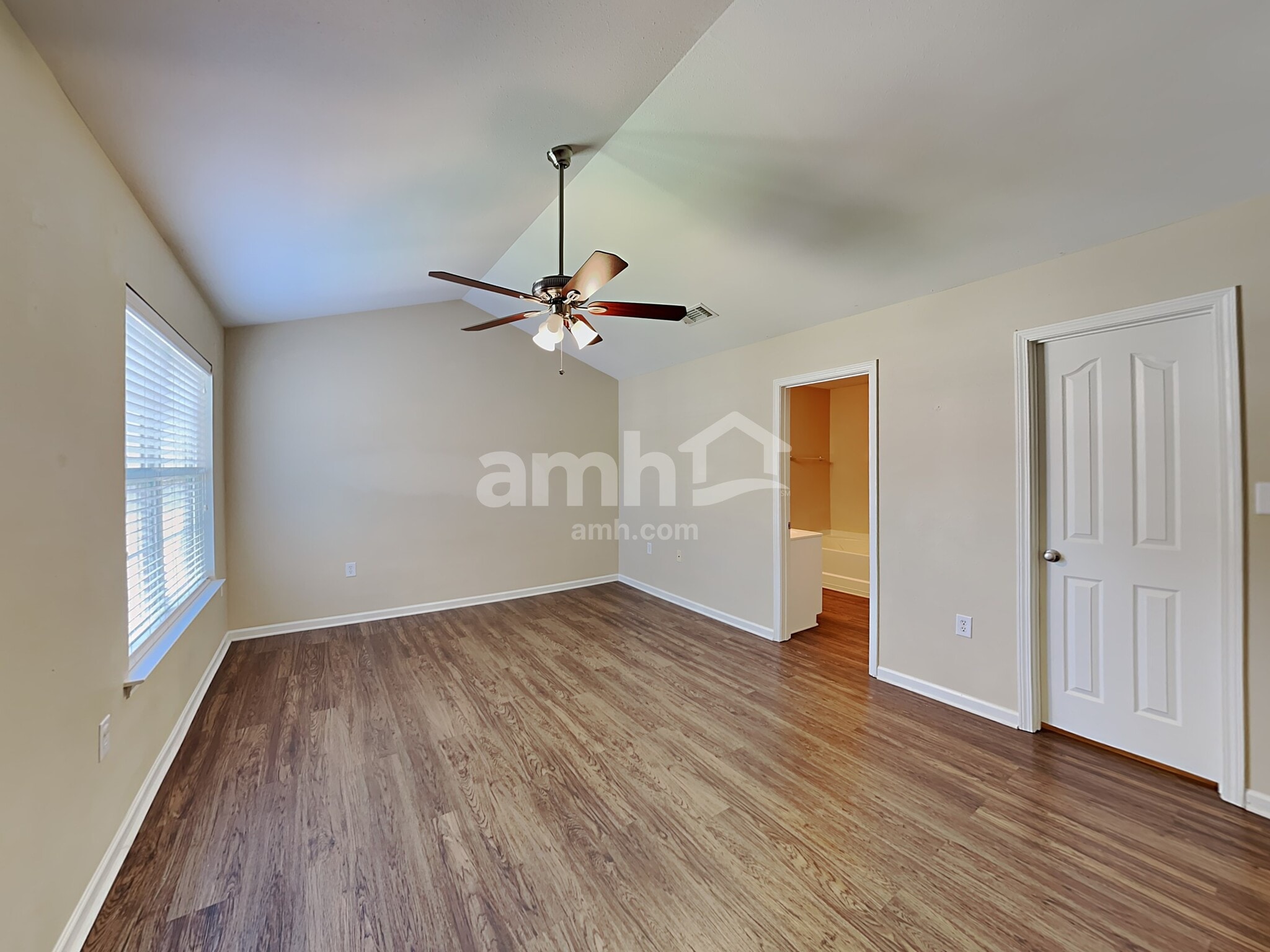 Building Photo - 1307 Jordans Pond Ln