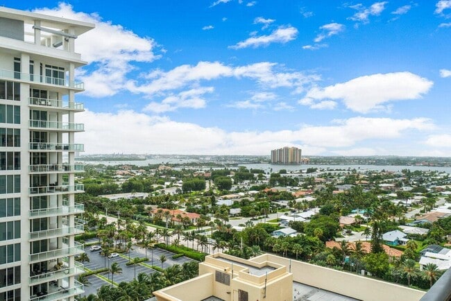 Building Photo - 3800 N Ocean Dr