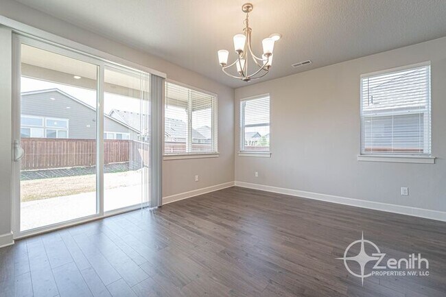 Building Photo - 4837 S 16th Dr