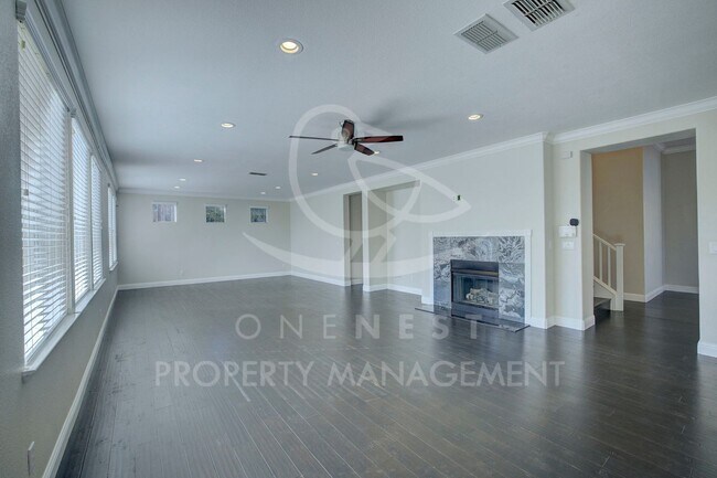 Building Photo - Twelve Bridges beauty! | Backed up to miles of walking paths