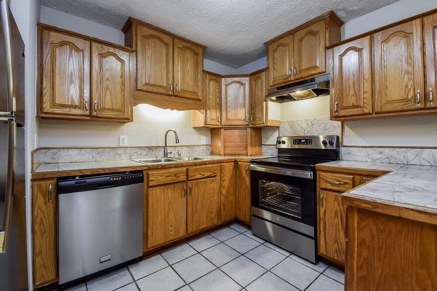 Building Photo - 53 Gum Springs Rd