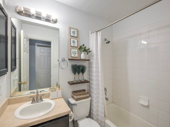 Building Photo - 4007 Bur Oak Path
