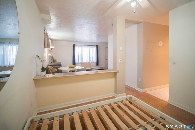 Building Photo - 120 Wooster St