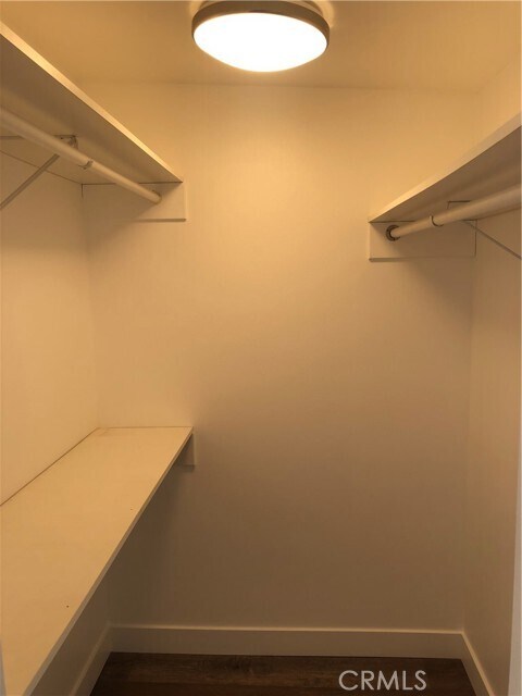 Building Photo - 919 N Herrin St