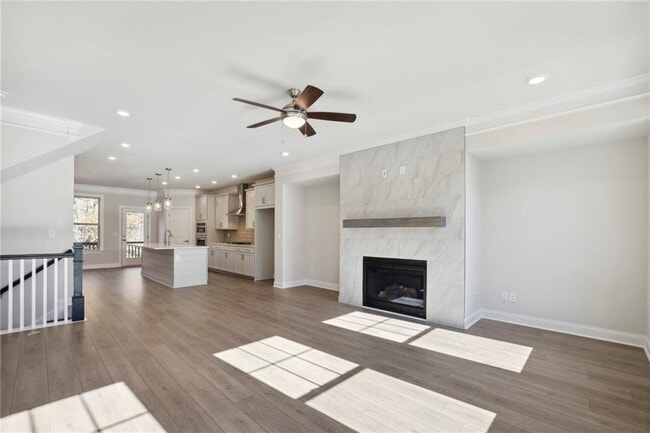 Building Photo - 1358 Live Oak Ln