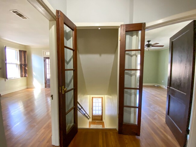 Building Photo - 3 bed, 1.5 bath unit in Midtown Memphis