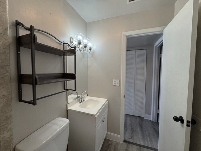 Building Photo - Villa For Rent