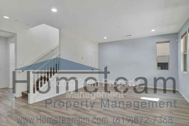 Building Photo - 1111 Calle Deceo