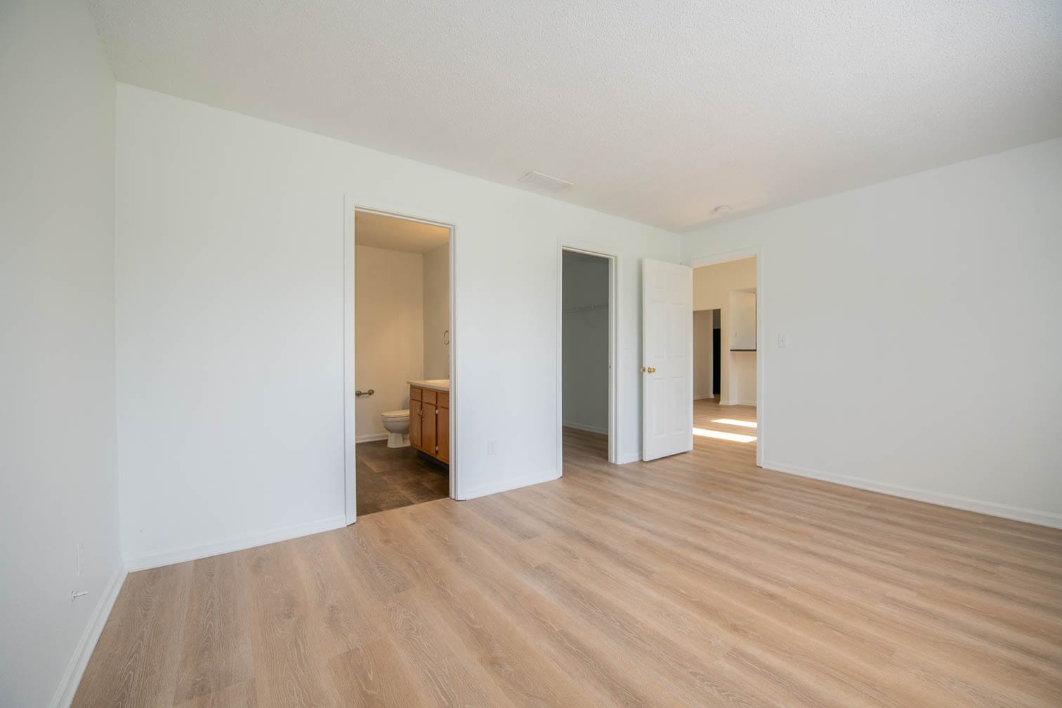 Building Photo - 9661 Trail Dr