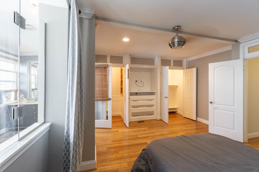 Building Photo - 503 Columbia Rd NW