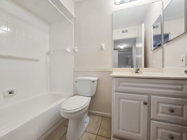 Building Photo - Limited-Time Offer: 1 month Rent free for 13 month lease, Apply now!