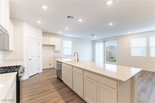 Building Photo - 3587 Mascali Ave