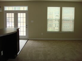 Building Photo - 340 Chessington Dr