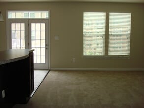 Building Photo - 340 Chessington Dr