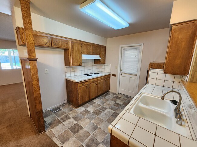 Building Photo - 5604 Indian Wells Ave